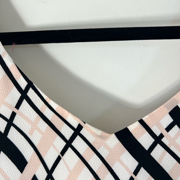 Halogen Tank - Picture 3 of 6